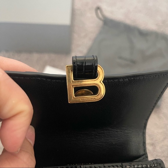 Balenciaga Croc Embossed Hourglass Card Case with Chain - Picture 4 of 6